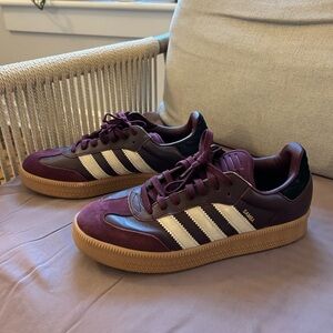 Men’s Adidas originals Samba XLG in Maroon and white  Sneakers - leather & suede